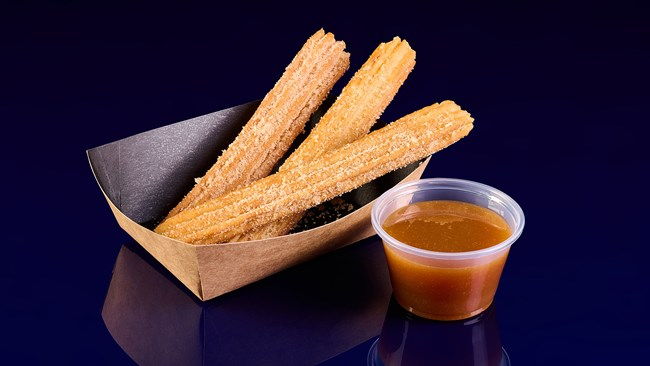 3 Churros + Dip